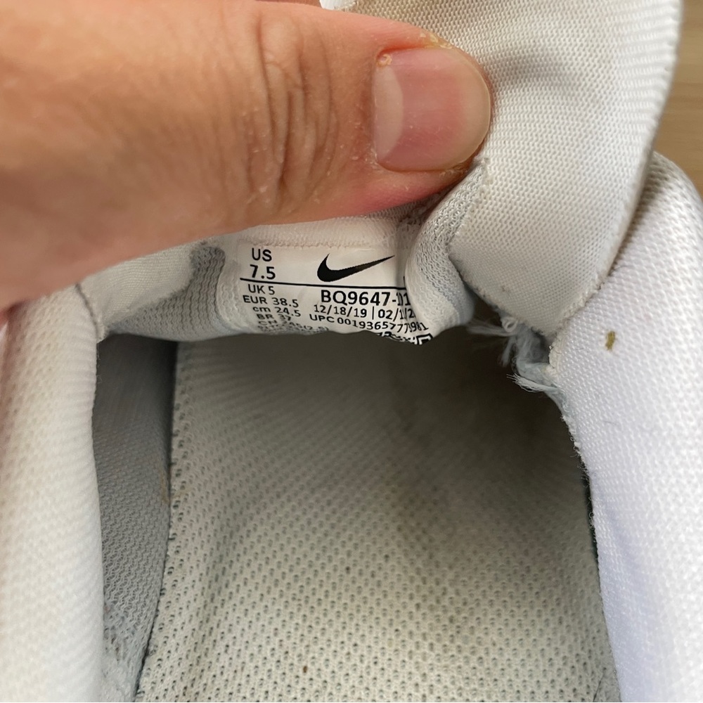 Nike Womens Air Zoom Pegasus 37 BQ9647-101 White Running Shoes Sneakers Size 7.5 - Picture 9 of 9